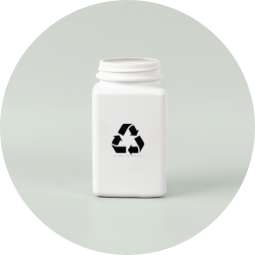 <{%ATTRIBUTE3_12850%}>A white square bottle with a black universal recycling symbol on the front.